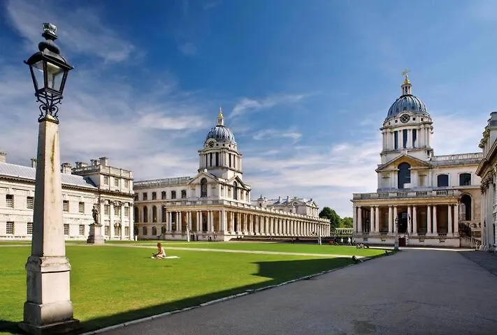 Oriental, 2 Double Bedroom Flat, Royal Greenwich, Se London 0*,